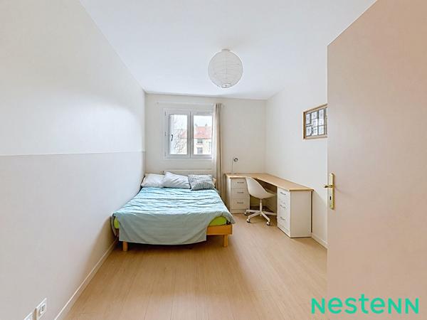 À LOUER MEUBLE, T2 52 m² avec balcon et garage, 2 pas du Cours Fauriel