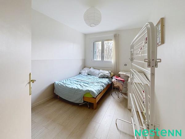 À LOUER MEUBLE, T2 52 m² avec balcon et garage, 2 pas du Cours Fauriel