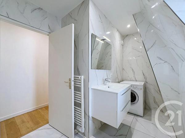 Appartement 3 Pièces à vendre  3 pièces - 70,60 m 2   FONTAINEBLEAU  - 77