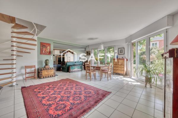 Maison d'architecte à 15min RER A et futur métro