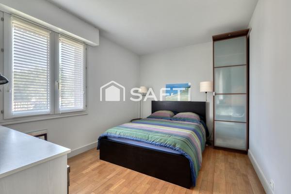 Maison d'architecte à 15min RER A et futur métro