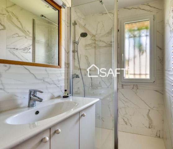 Maison d'architecte à 15min RER A et futur métro