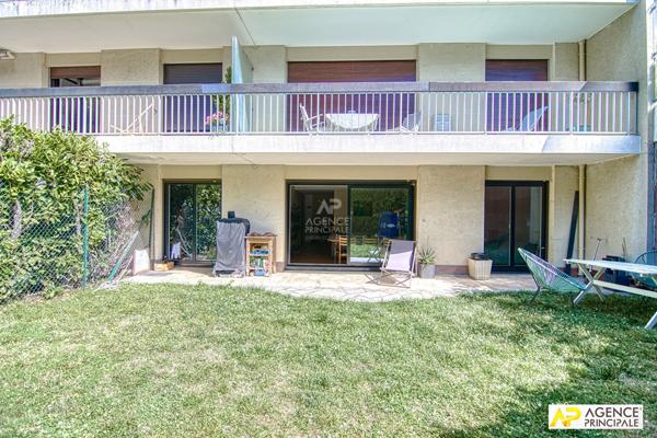 Versailles Clagny Appartement 4 pièce(s) 96 m² carrez en rez-de-jardin avec terrasse et jardin privatif plein sud, cave et parking €649 000 ** - Référence 25513