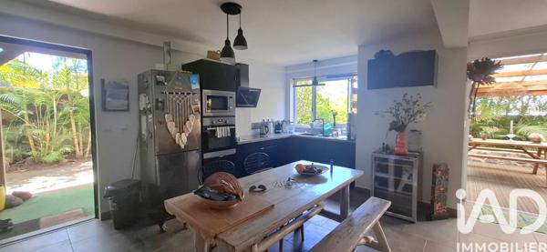 Maison à vendre 7 pièces 200 m² Le Tampon