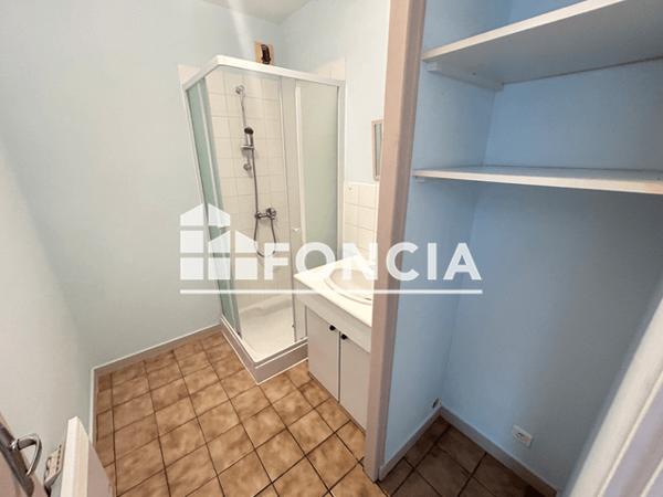 Location Appartement 2 pièces 39.27 m² - 1 RUE ANATOLE FRANCE Rochefort 17300