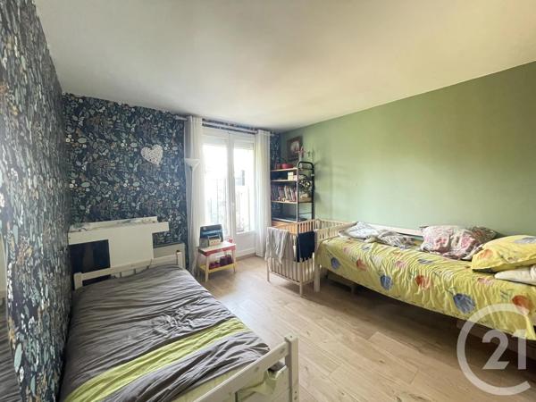 Maison à vendre  6 pièces - 171,71 m 2   MAUREPAS  - 78