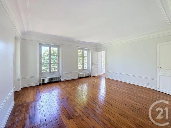 Maison à vendre  12 pièces - 365,27 m 2   LE VESINET  - 78