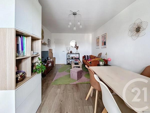 Appartement F3 à vendre  3 pièces - 63,01 m 2   HOUILLES  - 78