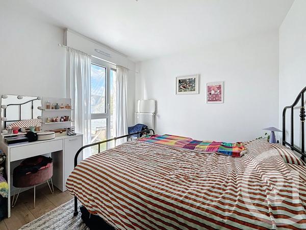 Appartement F3 à vendre  3 pièces - 63,01 m 2   HOUILLES  - 78