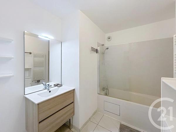 Appartement F3 à vendre  3 pièces - 63,01 m 2   HOUILLES  - 78