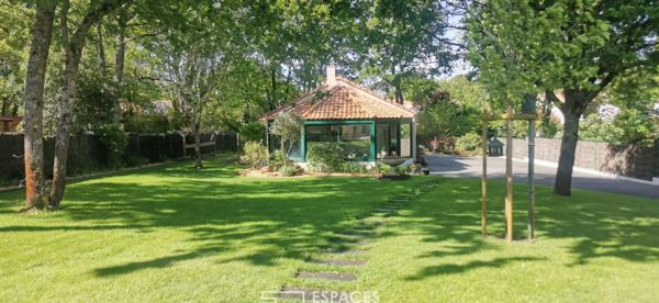 Propriété de plain-pied à proximité du bourg