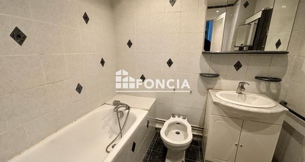 À vendre Appartement 3 pièces 60.58 m² - Paris 75020