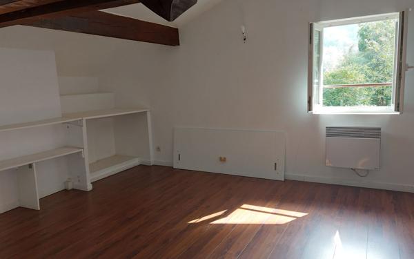 Maison à vendre    7 pièces • 140,87 m2 Hasparren