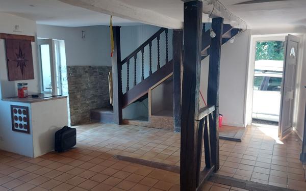 Maison à vendre    7 pièces • 140,87 m2 Hasparren