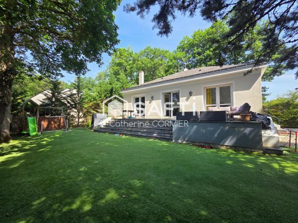 Maison de 8 pièces, garage et jardin