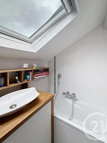 Maison à vendre  6 pièces - 116,50 m 2   NANTERRE  - 92