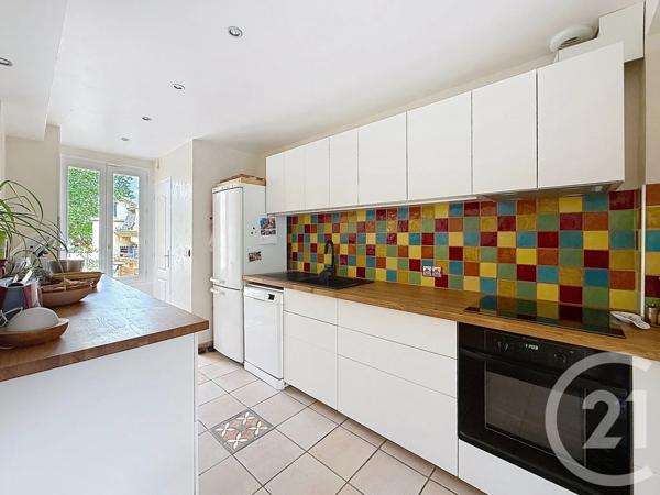 Maison à vendre  6 pièces - 116,50 m 2   NANTERRE  - 92