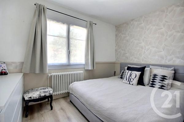 Maison à vendre  5 pièces - 135 m 2   BLOIS  - 41