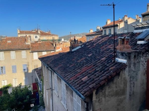 BDR(13), à louer nu MARSEILLE 6EME ARRT, 589 euros CC, T1 QUARTIER LODI
