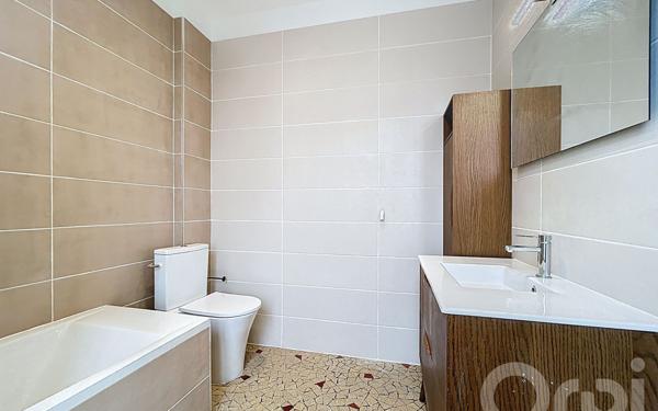 Maison à louer    7 pièces • 143,34 m2 Alfortville