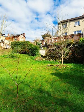 Lisieux (14100) À Lisieux (5mn à pieds du centre ville), MAISON de 163m² avec 5 chambres