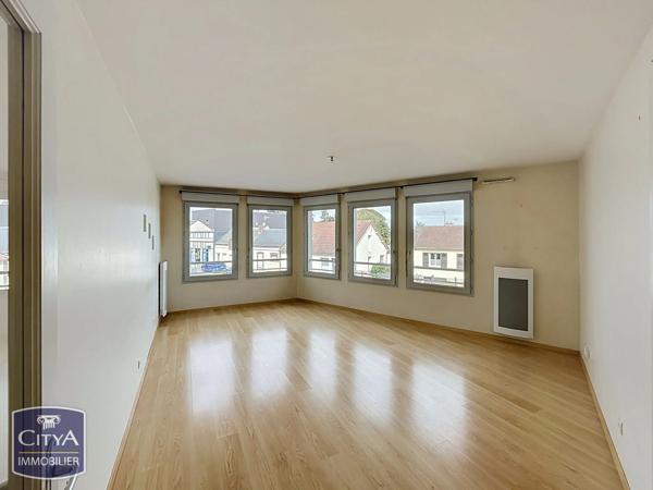 Appartement à vendre 2 pièces 56.8m² Lucé (28110)