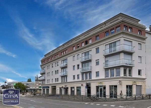 Appartement à vendre 2 pièces 56.8m² Lucé (28110)