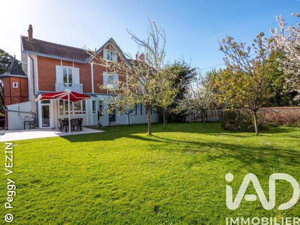 Maison à vendre 8 pièces 243 m² La Rochelle