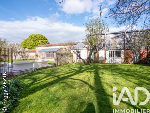 Maison à vendre 8 pièces 243 m² La Rochelle