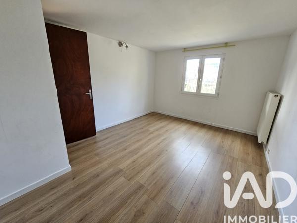 Maison à vendre 4 pièces 83 m² Saint-Vincent-de-Barrès