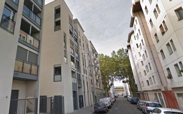 Stationnement à louer    12 m2 Lyon 2