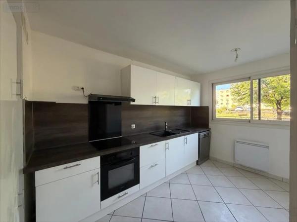 Achat - Appartement Saint-Priest 69800 3 pièces 74 m 2