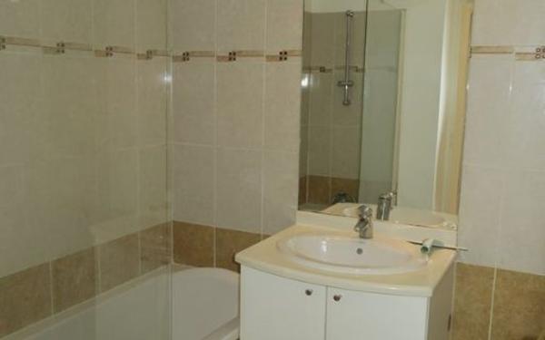 Appartement à louer    2 pièces • 51,30 m2 Meyzieu