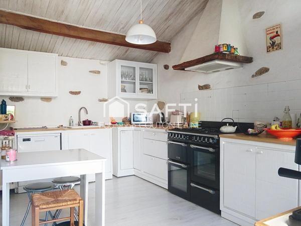 A Aizenay, maison de caractère de 152 m² avec 5 ch