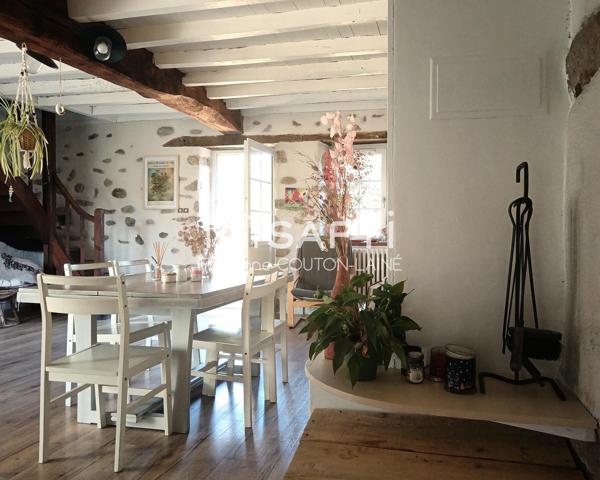 A Aizenay, maison de caractère de 152 m² avec 5 ch