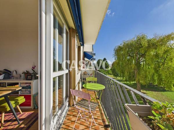 Vente Appartement 4 pièces de 71m² - 95600 Eaubonne