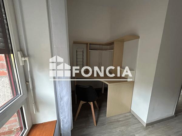 Location Appartement meublé 2 pièces 31 m² - 22 RUE FELIX LE DANTEC Lannion 22300