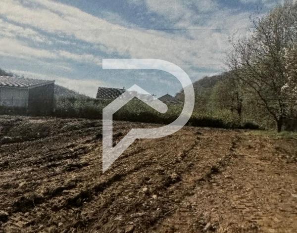 Terrain 1860 m2