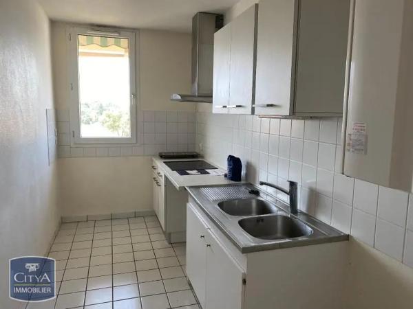 Appartement à louer 3 pièces 66.8m²