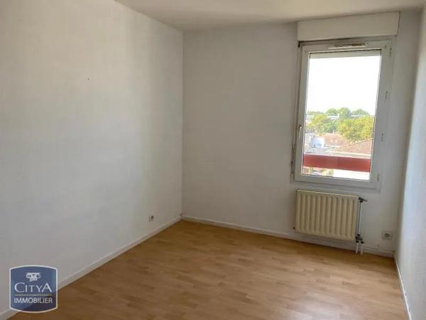 Appartement à louer 3 pièces 66.8m²