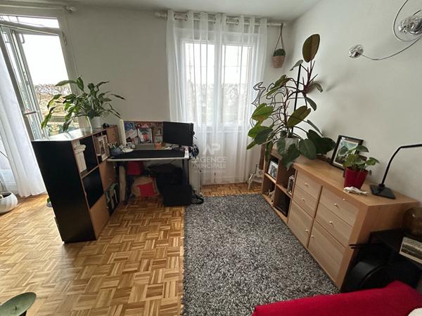Appartement Poissy 4 pièce(s) 65 m2 €209 000 ** - Référence 9098