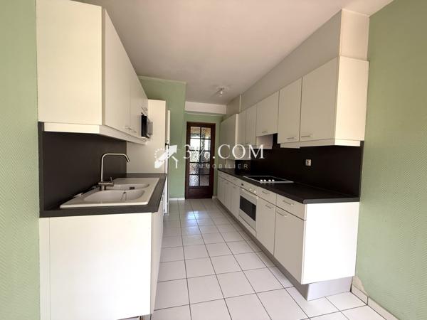 Maison 5 pièce(s) 4 chambre(s) 104 m²