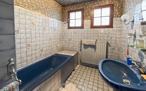 Maison à vendre    4 pièces • 84 m2 Eyjeaux