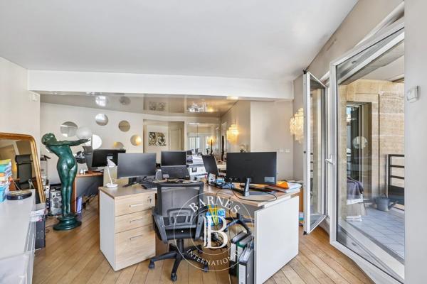 Paris 16ème, Appartement 2 Chambres -  90 m² à vendre