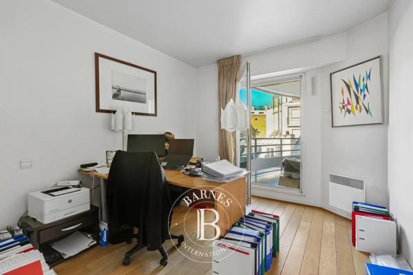 Paris 16ème, Appartement 2 Chambres -  90 m² à vendre