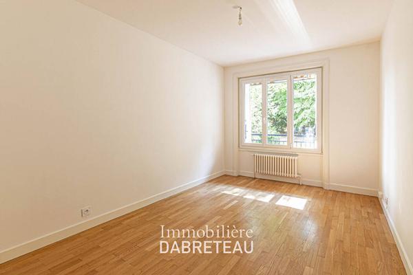 Appartement - 100 m² - 2 chambres