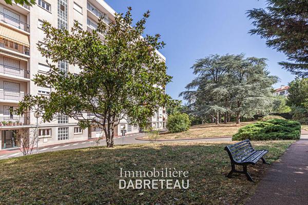 Appartement - 100 m² - 2 chambres