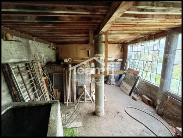 Maison mitoyenne 1 côté à vendre, 7 pièces - Thiers 63300
