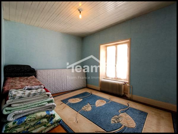 Maison mitoyenne 1 côté à vendre, 7 pièces - Thiers 63300