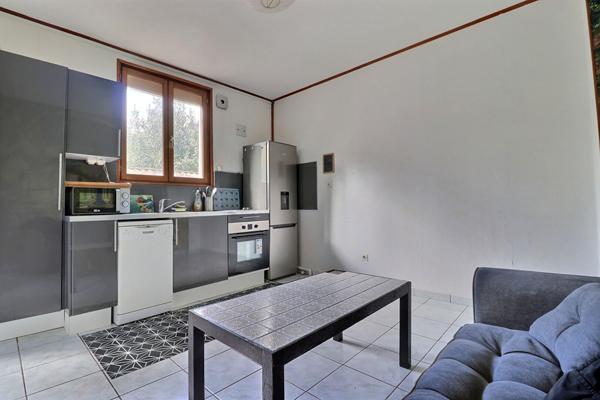 Charmant 2 pièces de 26 m² - Calme et bien situé, à deux pas de la rue Saint-Denis (Colombes)